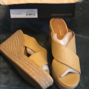 Women’s size 12 (more like size 11) Aerosoles